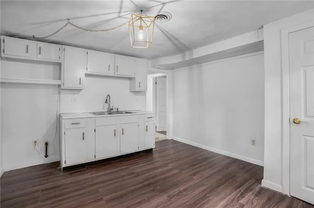 80 Killey Avenue Warwick RI 02889