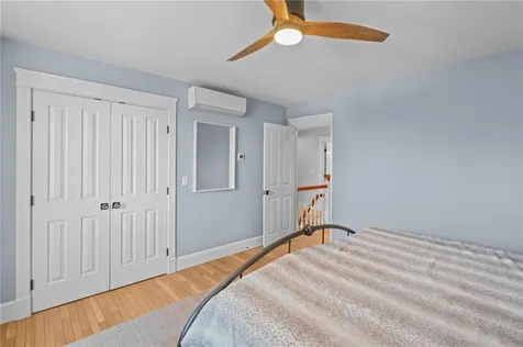 2269 East Main Road Portsmouth RI 02871