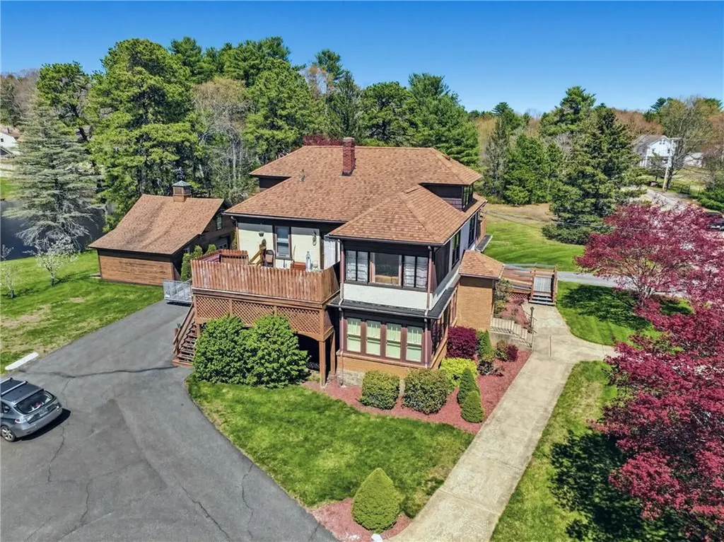 1496 Victory Highway Burrillville RI 02858