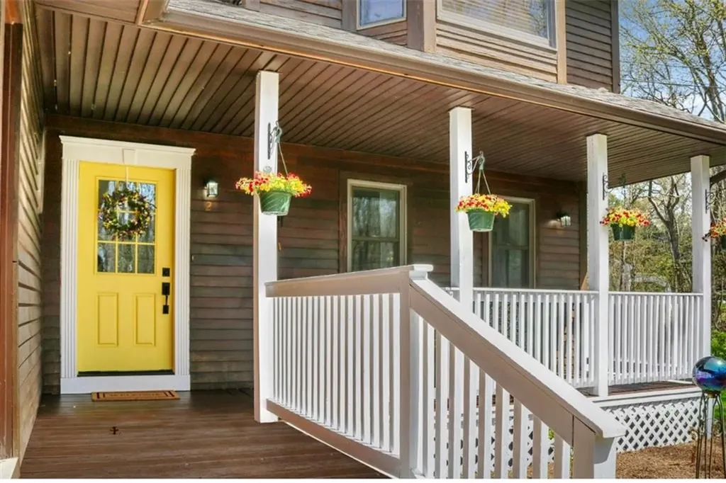 2 Overlook Drive Hopkinton RI 02804