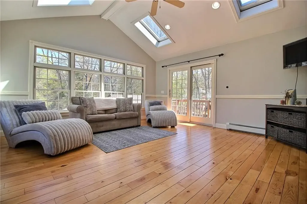 2 Overlook Drive Hopkinton RI 02804