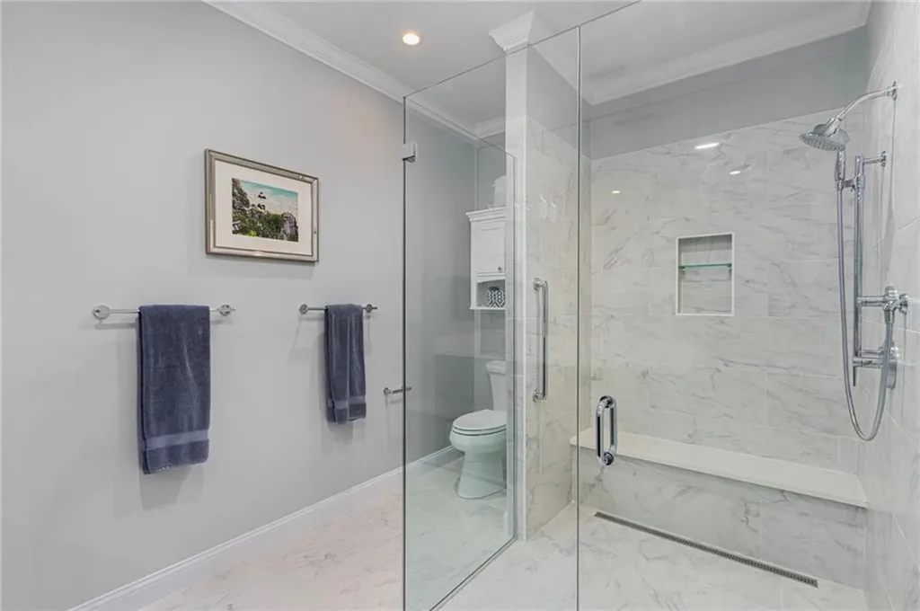 48 Travelers Court East Greenwich RI 02818