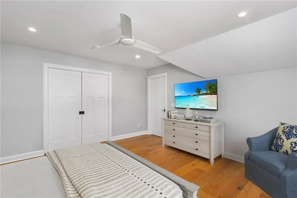 48 Travelers Court East Greenwich RI 02818