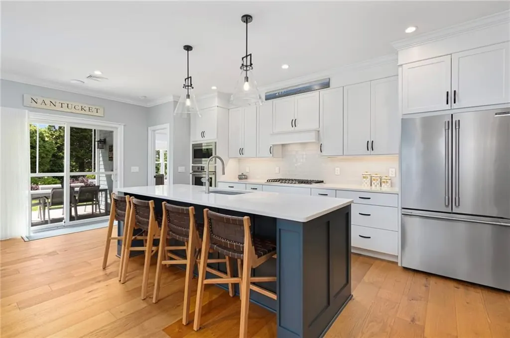 48 Travelers Court East Greenwich RI 02818