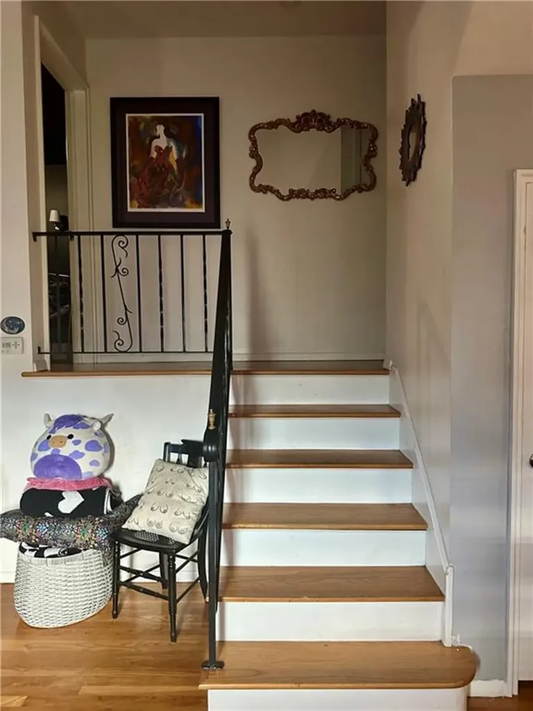 88 Glenbrook Road Warwick RI 02889