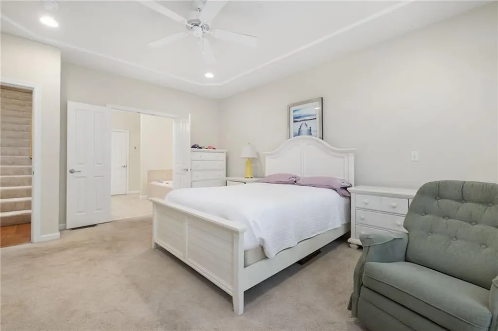 132 Camden Court South Kingstown RI 02879