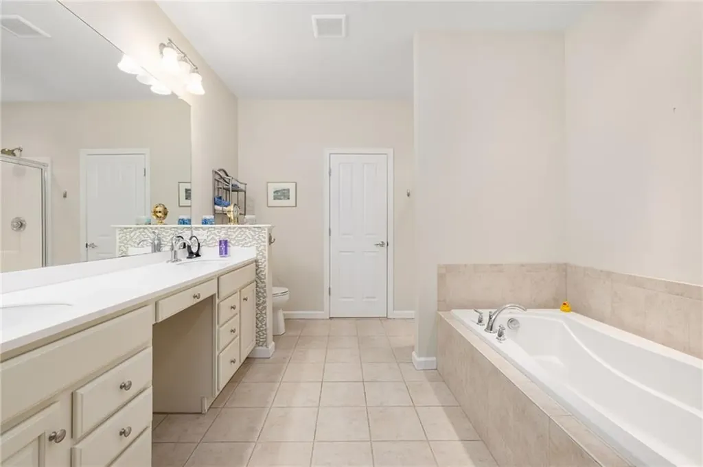 132 Camden Court South Kingstown RI 02879