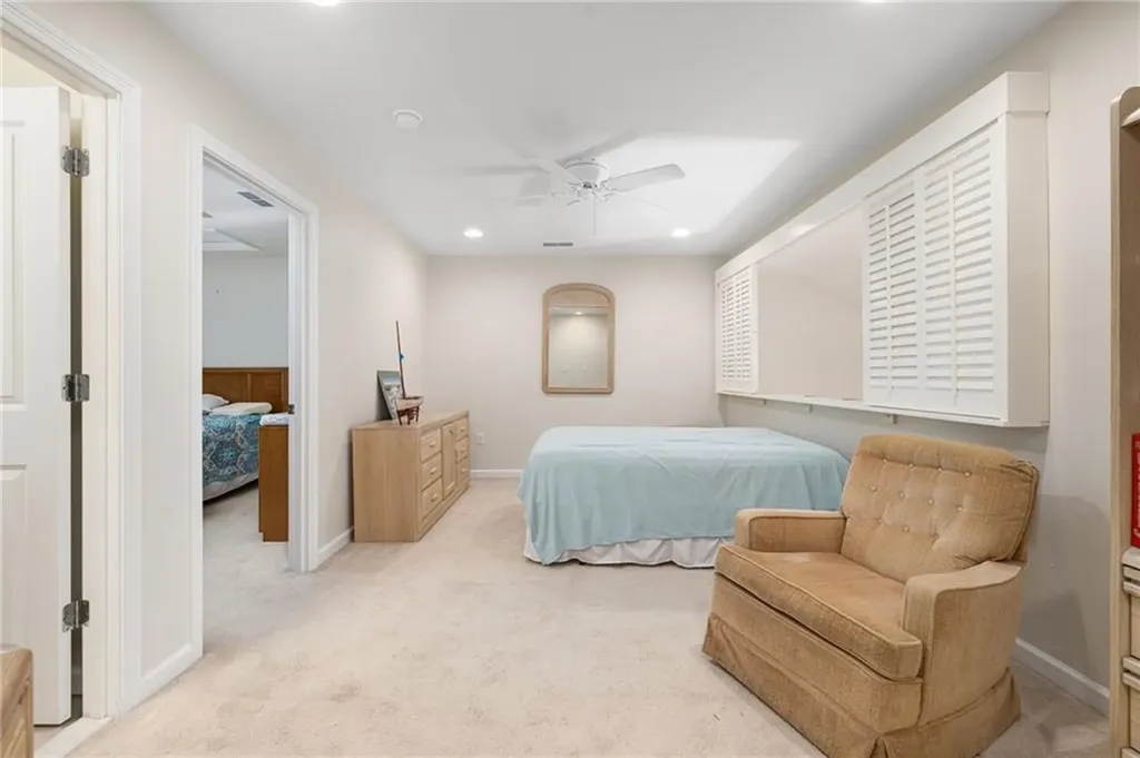 132 Camden Court South Kingstown RI 02879