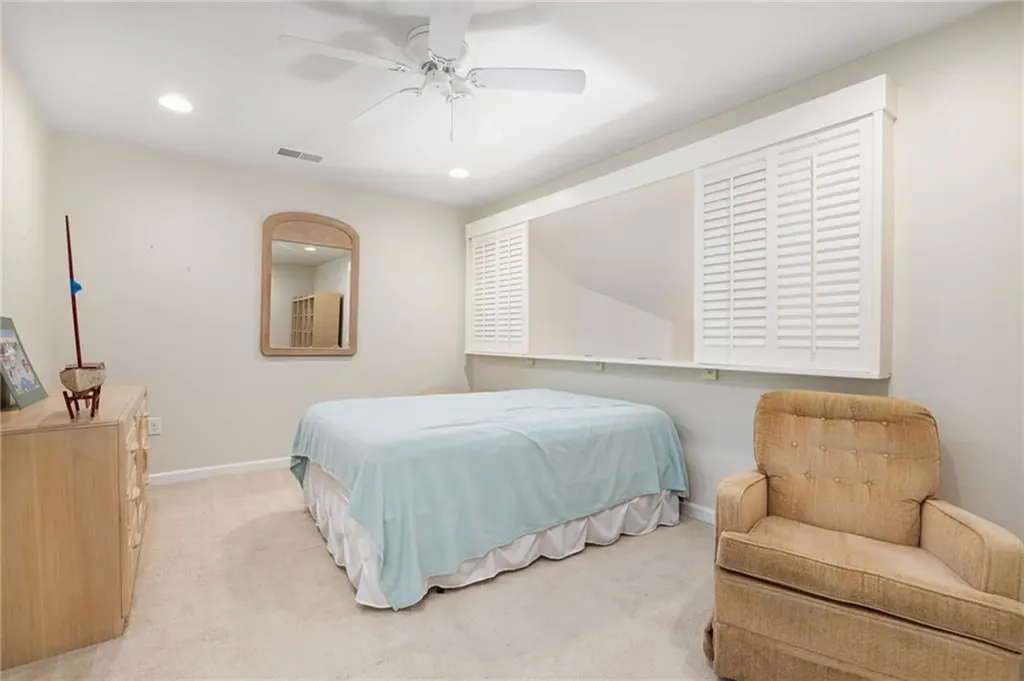 132 Camden Court South Kingstown RI 02879
