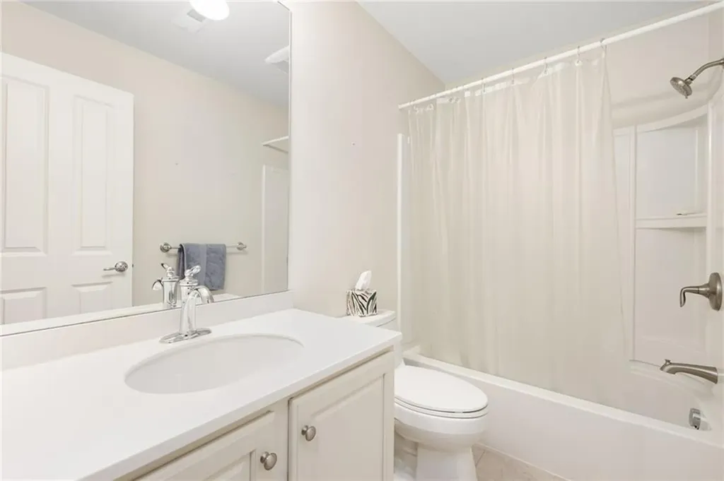 132 Camden Court South Kingstown RI 02879