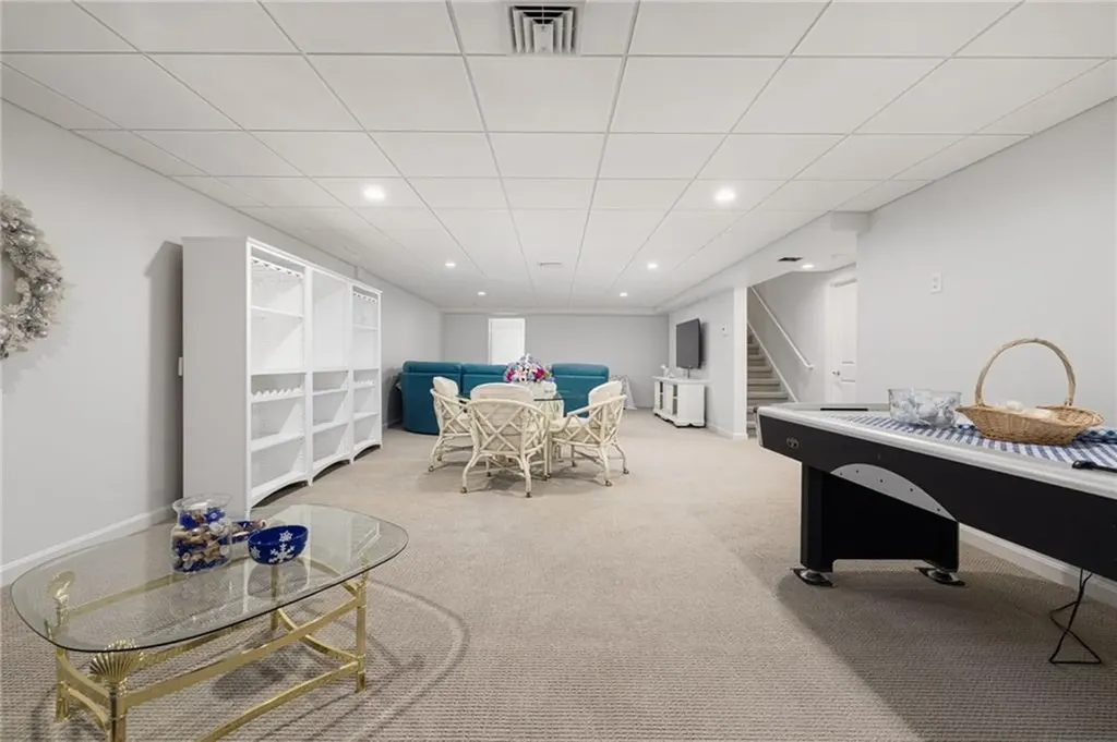 132 Camden Court South Kingstown RI 02879
