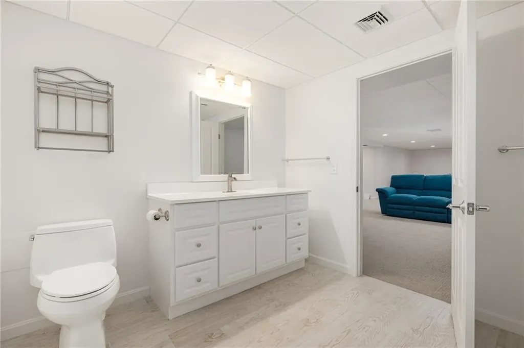 132 Camden Court South Kingstown RI 02879