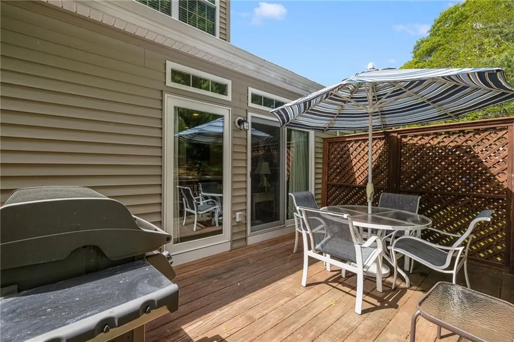 132 Camden Court South Kingstown RI 02879