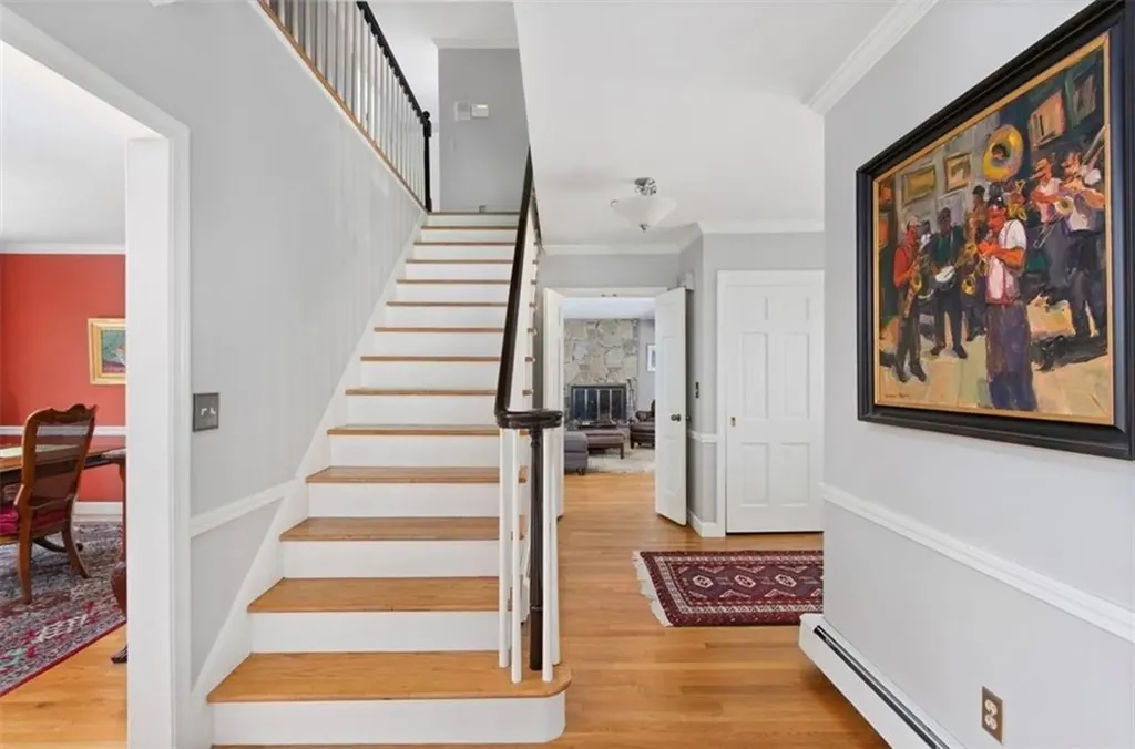 1 Pierce Court Barrington RI 02806