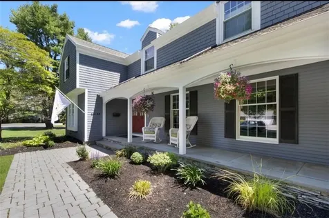 1 Pierce Court Barrington RI 02806