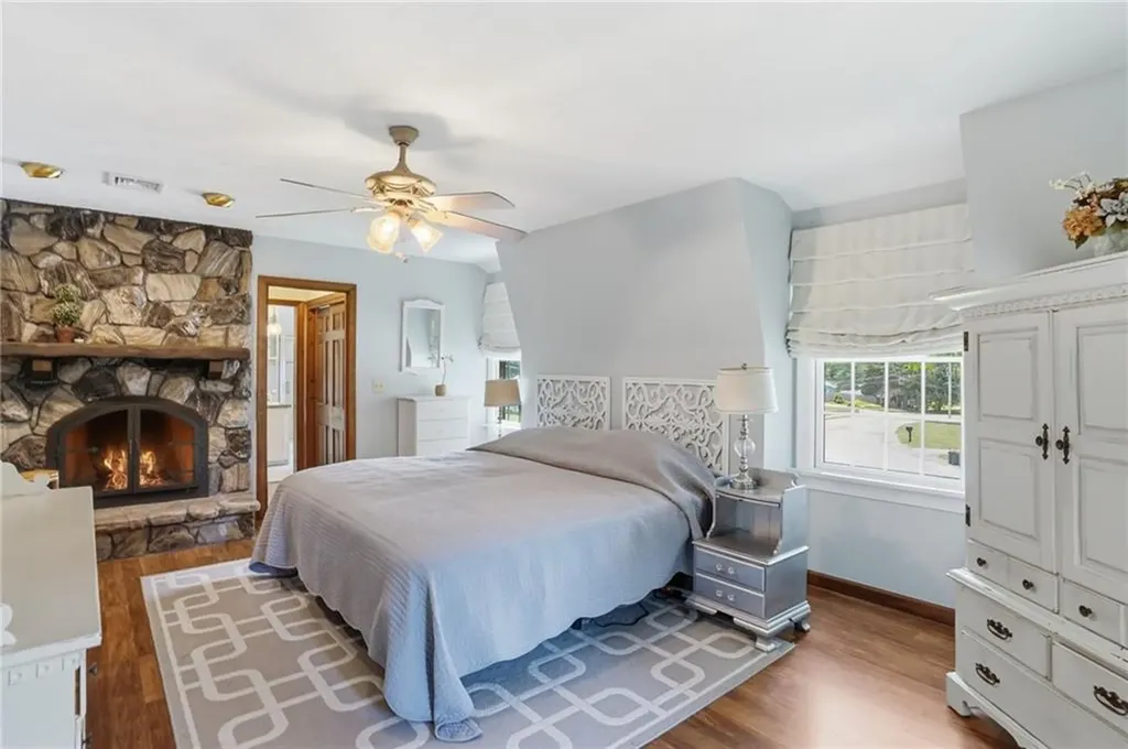 34 Robin Lane West Warwick RI 02893