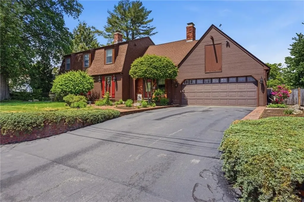 34 Robin Lane West Warwick RI 02893