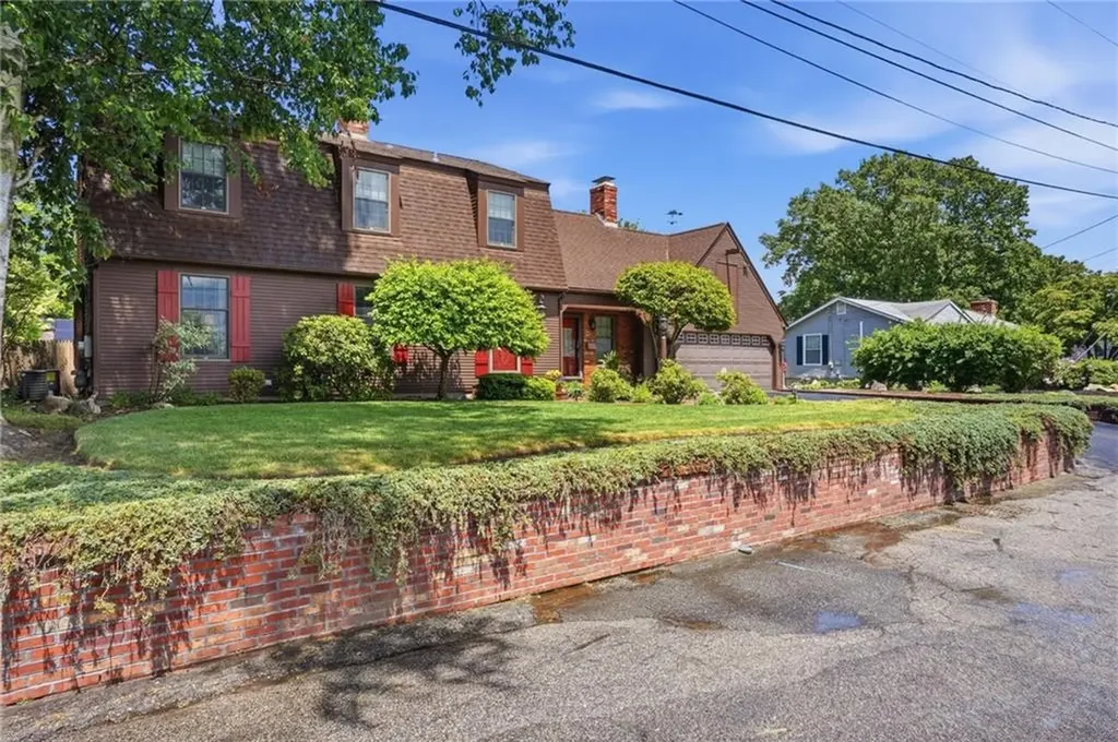 34 Robin Lane West Warwick RI 02893