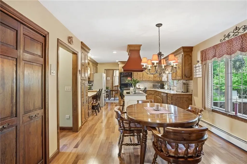 34 Robin Lane West Warwick RI 02893