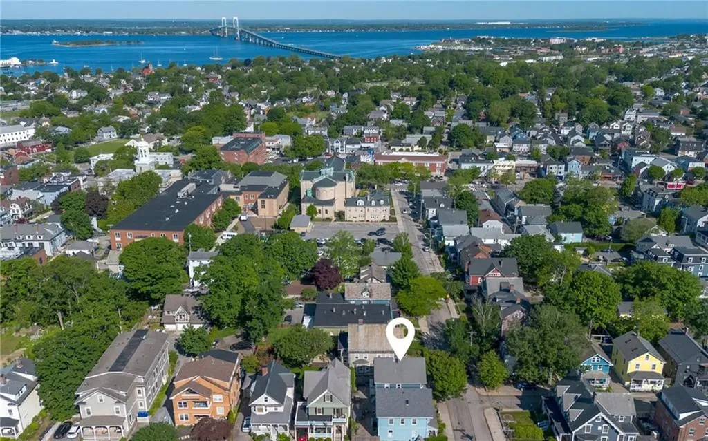 27 Mann Avenue Newport RI 02840
