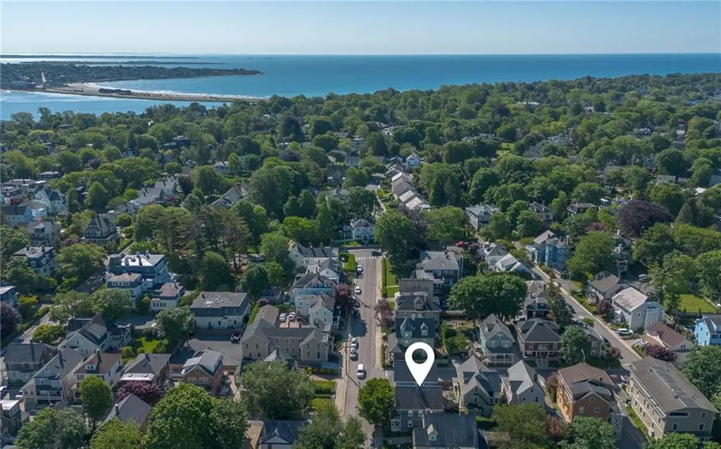 27 Mann Avenue Newport RI 02840