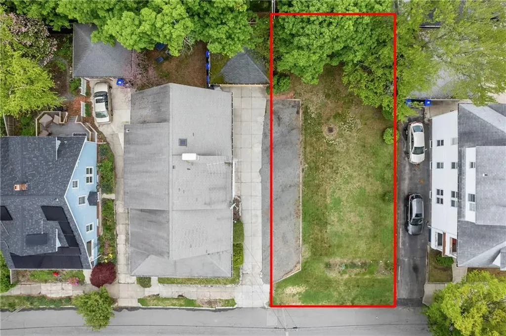 137 Sharon Street Providence RI 02908