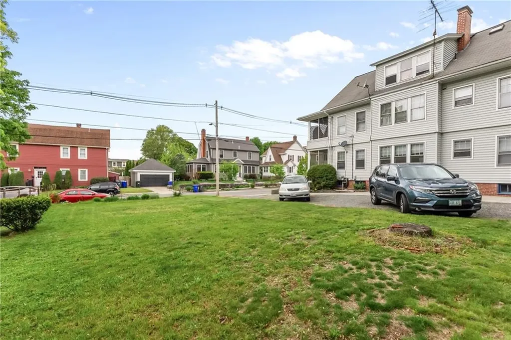 137 Sharon Street Providence RI 02908
