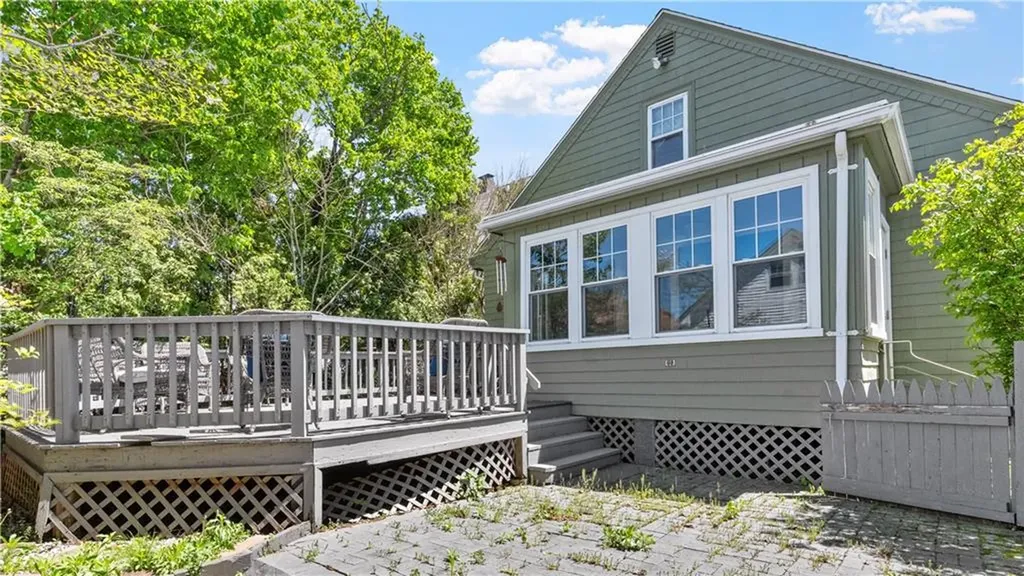 19 Griswold Avenue Cranston RI 02910