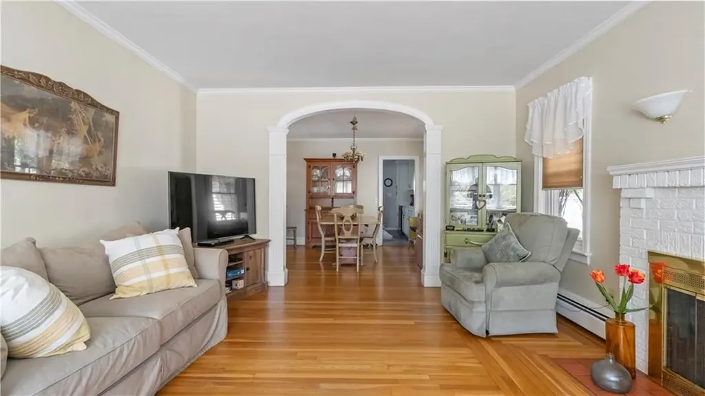 19 Griswold Avenue Cranston RI 02910