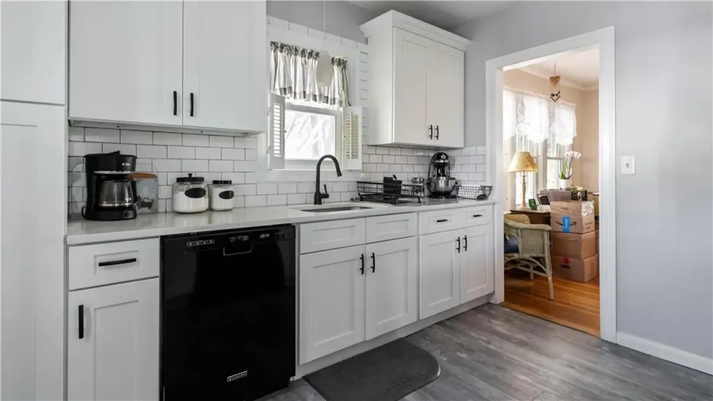 19 Griswold Avenue Cranston RI 02910