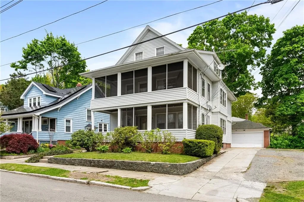 143 Sharon Street Providence RI 02908