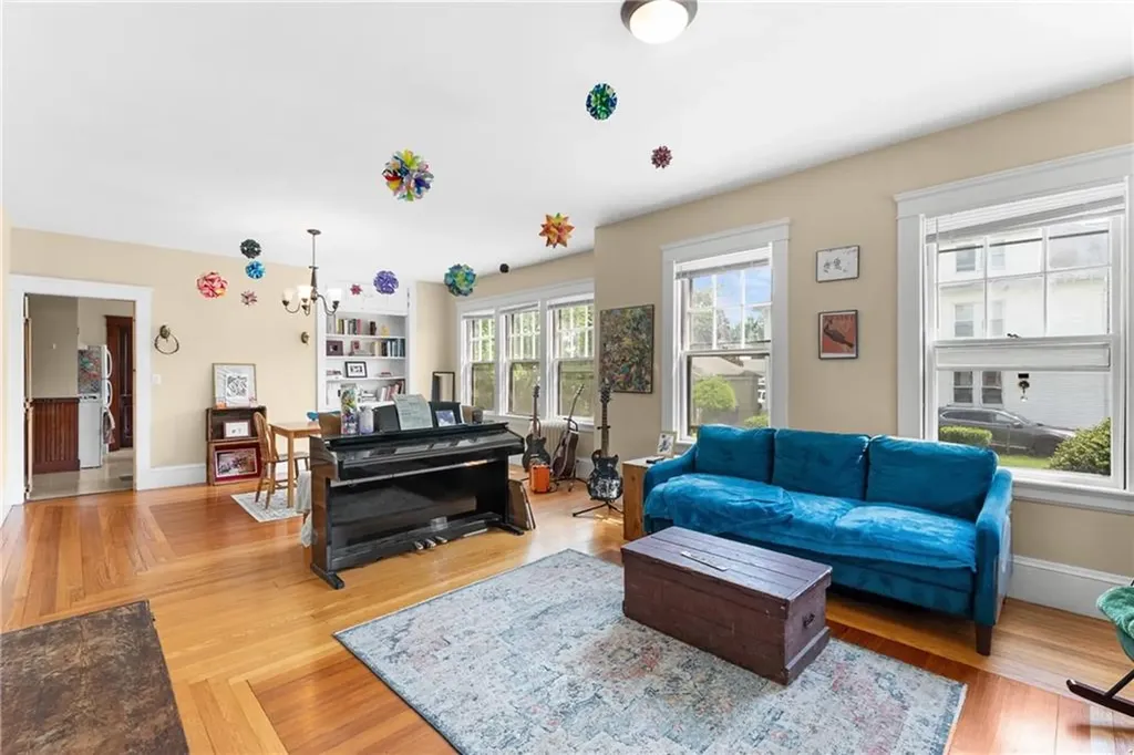 143 Sharon Street Providence RI 02908