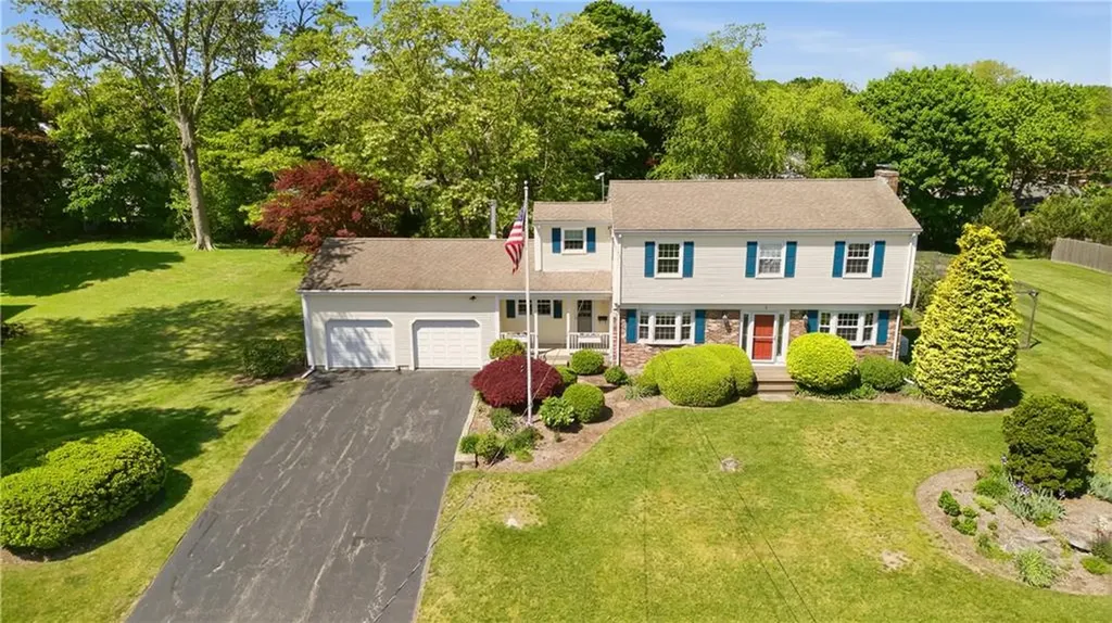 5 Heritage Road Bristol RI 02809