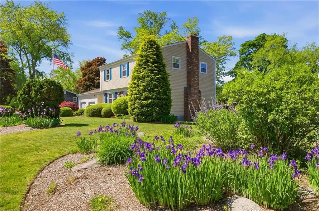 5 Heritage Road Bristol RI 02809