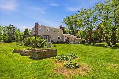 5 Heritage Road Bristol RI 02809