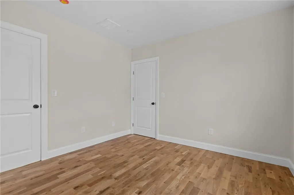 129 Briggs Street Providence RI 02905