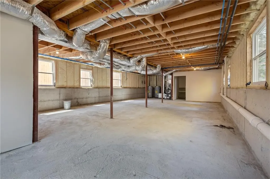 129 Briggs Street Providence RI 02905
