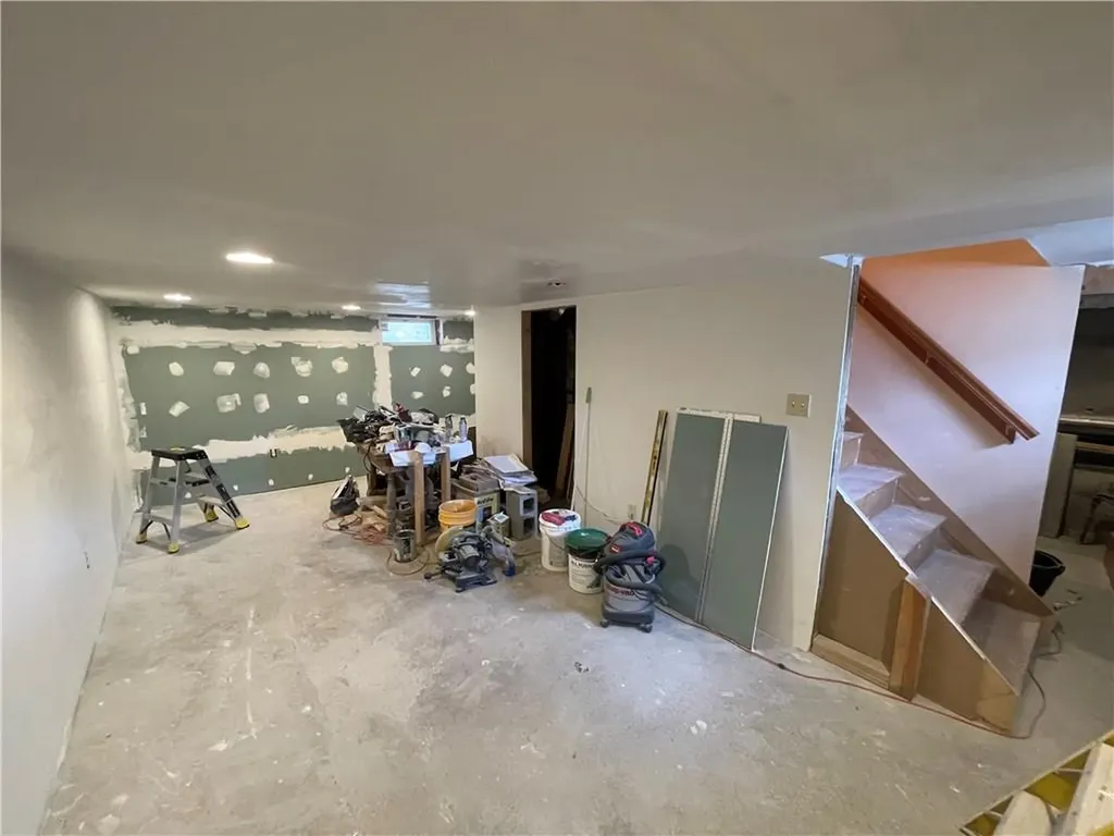 50 Washington Avenue East Providence RI 02915