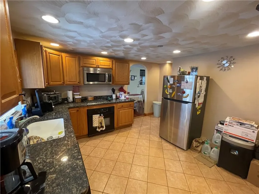 50 Washington Avenue East Providence RI 02915