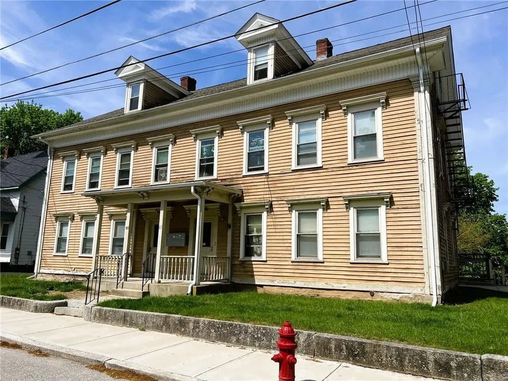 85 Orchard Street Woonsocket RI 02895