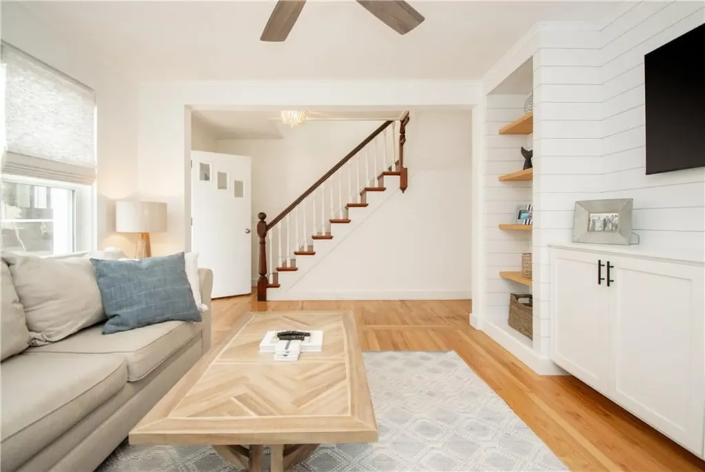 33 Slocum Street Newport RI 02840