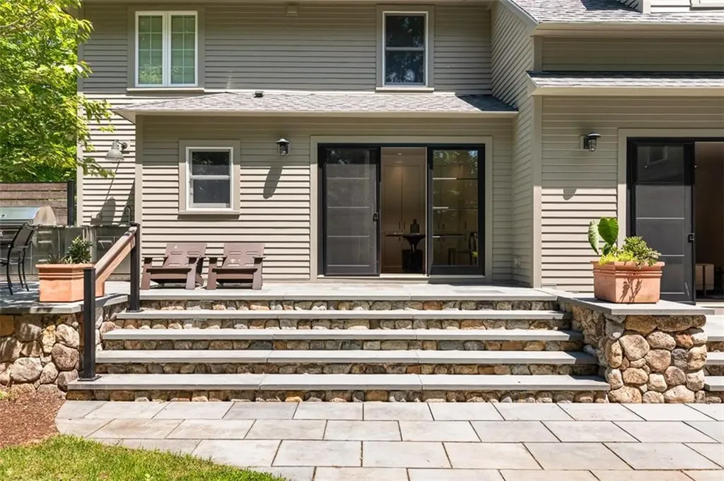 10 Pine Road Sharon MA 02067