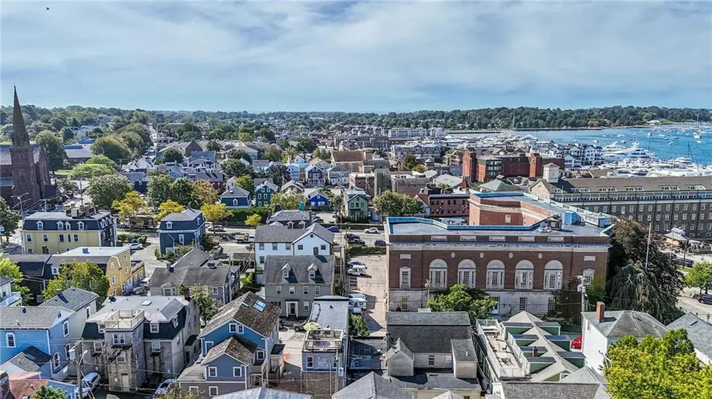 26 Franklin Street Newport RI 02840