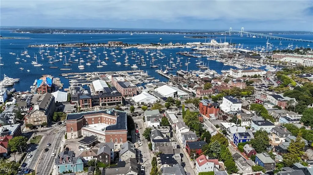26 Franklin Street Newport RI 02840