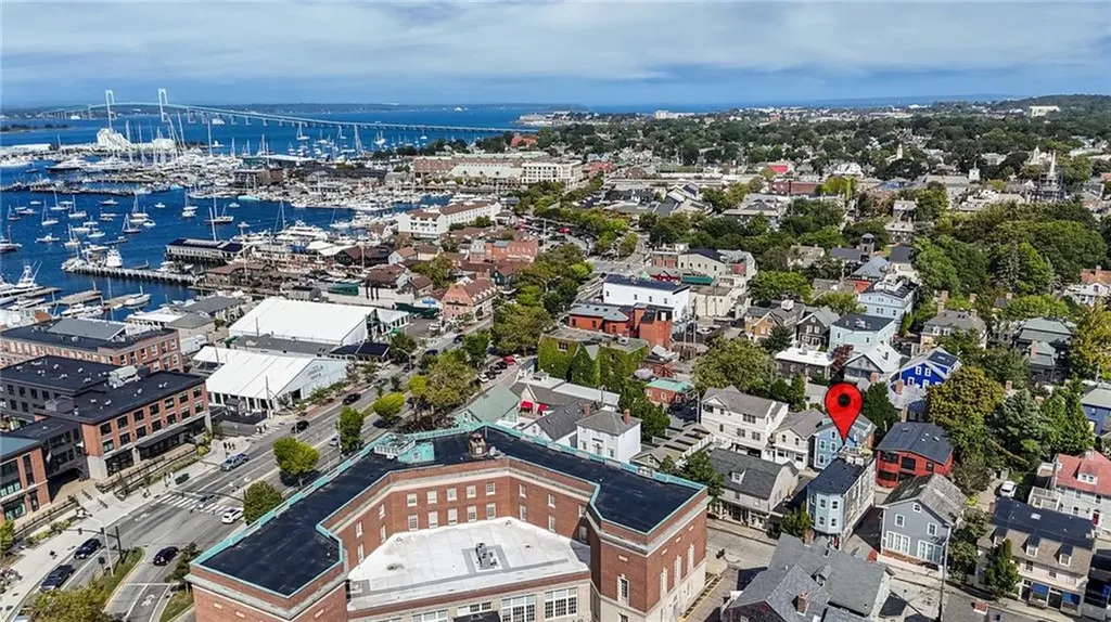 26 Franklin Street Newport RI 02840