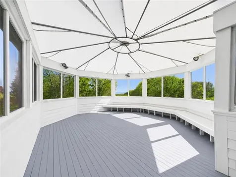 18 E Hills Road Westerly RI 02891