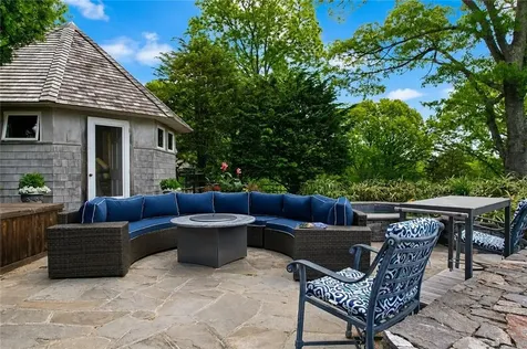 18 E Hills Road Westerly RI 02891