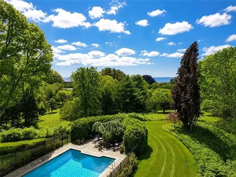 18 E Hills Road Westerly RI 02891