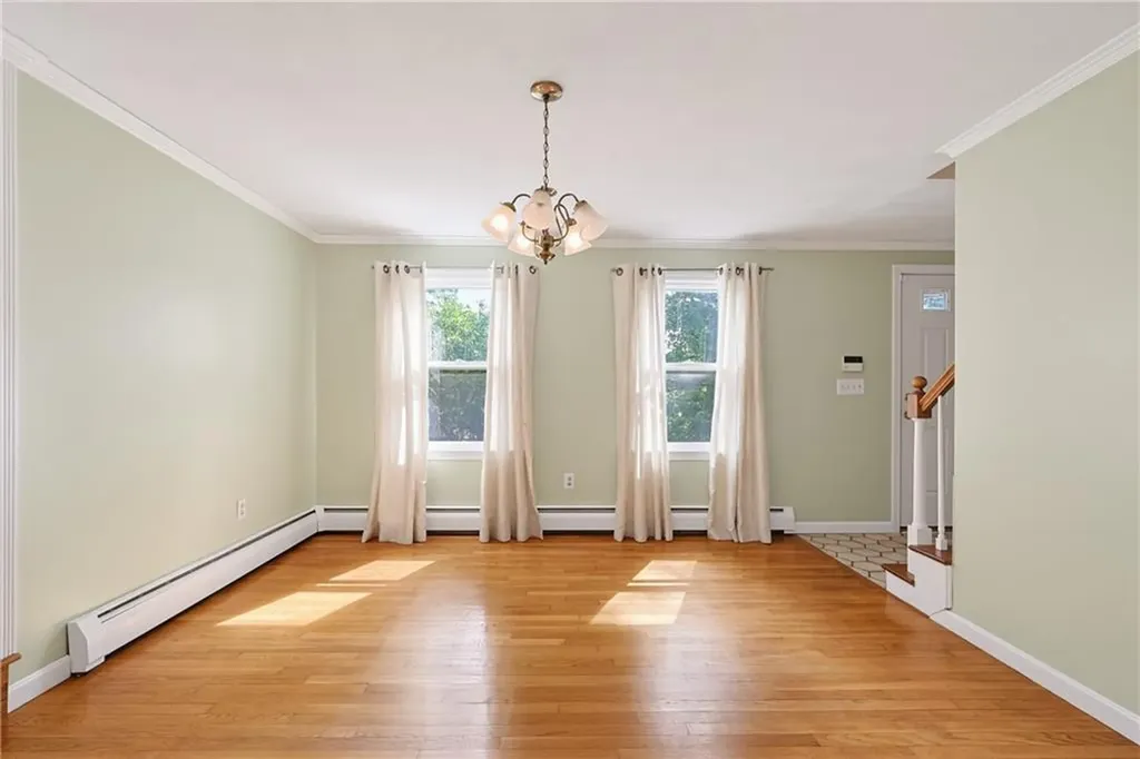 16 Blacksmith Road Cumberland RI 02864
