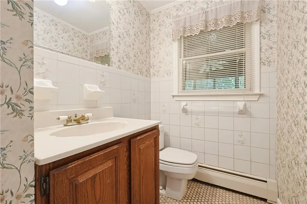 16 Blacksmith Road Cumberland RI 02864